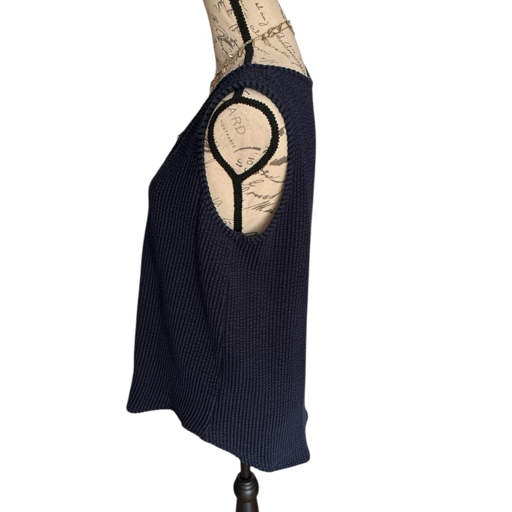 Green Envelope Navy Zip-Front Tank Top - Picture 4 of 5